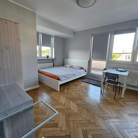 Swietojanska 104 * Gdyně