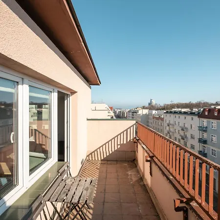 Swietojanska 104 Apartman *